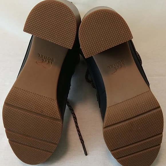 Boots - Picture 5 of 7